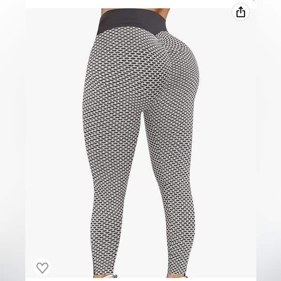 Booty Cinched Leggings - Picture 1 of 2